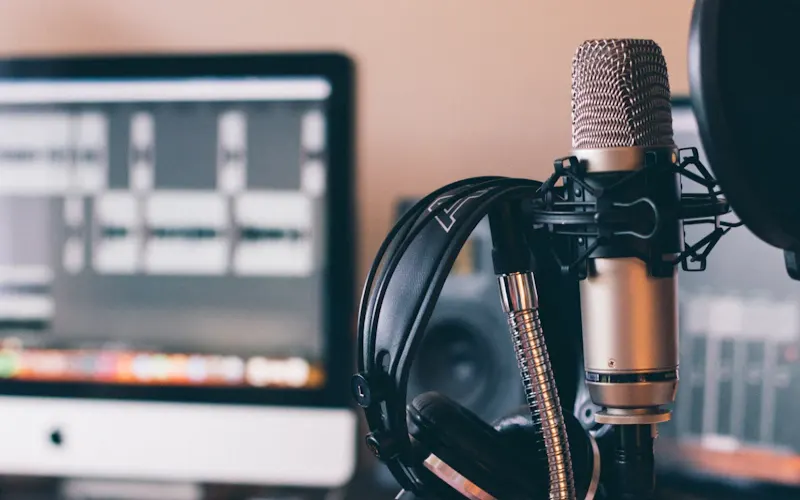 Best Podcast Audio Interfaces 2026
